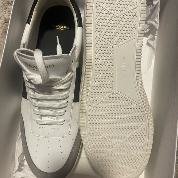 Sandro Two-Tone Leather Sneakers - Picture 6 of 9